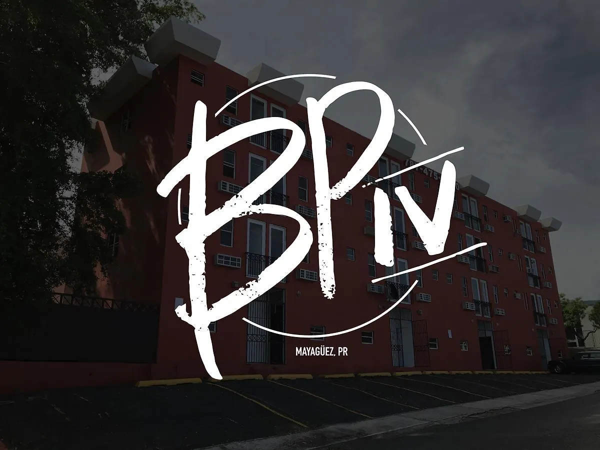 Boulevard 102 Mayagüez 0*,  Portoryko
